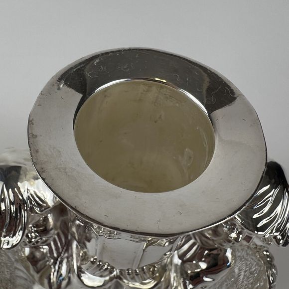 International Silver Co Angel Candle Holders Vtg Set /2 Christmas Centerpiece - Picture 4 of 15